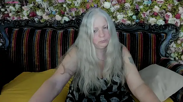 mariabelladonna online show from July 17, 10:25 pm
