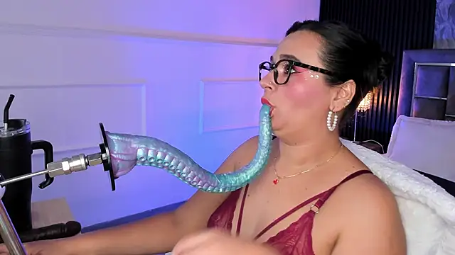 Sienarosewood online show from June 19, 4:17 am