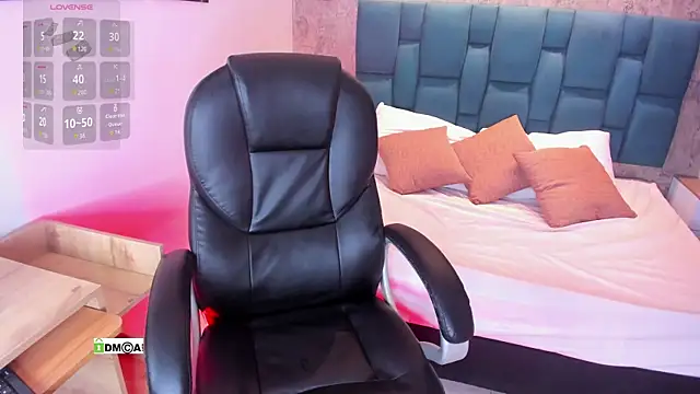 Snapshot of Gabyjackson1 chatting on December 16, 12:32 pm Gabyjackson1 online show from December 16, 12:32 pm