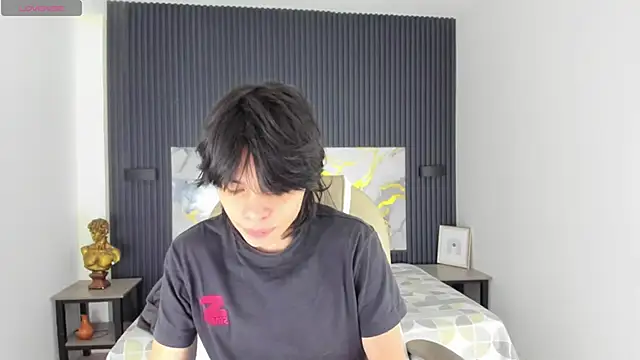 Sylasfrost online show from December 3, 7:34 pm