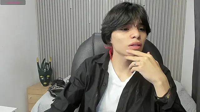 Sylasfrost online show from March 16, 1:33 am