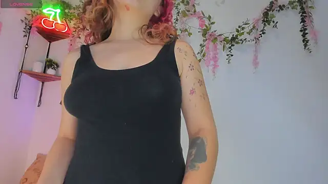 MarieTaylor  online show from August 3, 6:55 pm