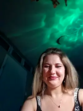 purplemoon1 online show from December 18, 10:16 pm