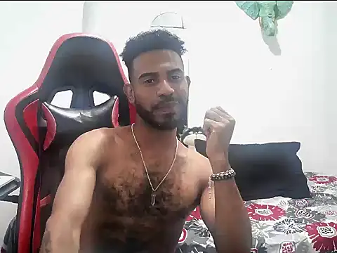 Snapshot of alberthot11 chatting on November 19, 3:50 am alberthot11 online show from November 19, 3:50 am