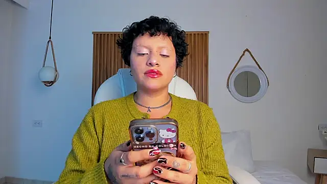 Alaska deluxe online show from February 26, 9:25 pm