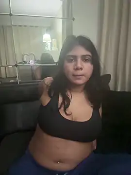 TiaBella  online show from December 18, 10:49 pm