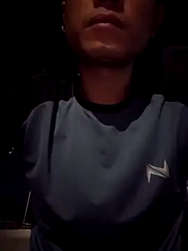 huykkk99 online show from November 25, 3:45 pm