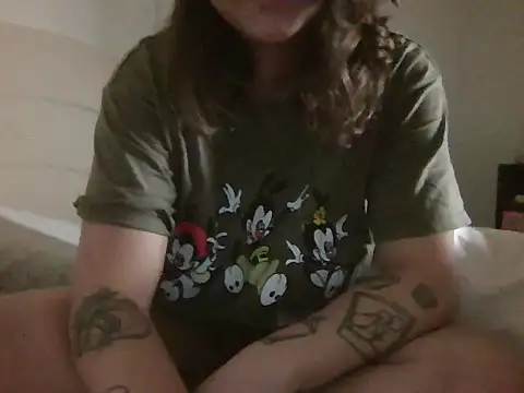 Snapshot of xxxluana chatting on November 24, 5:01 pm xxxluana online show from November 24, 5:01 pm