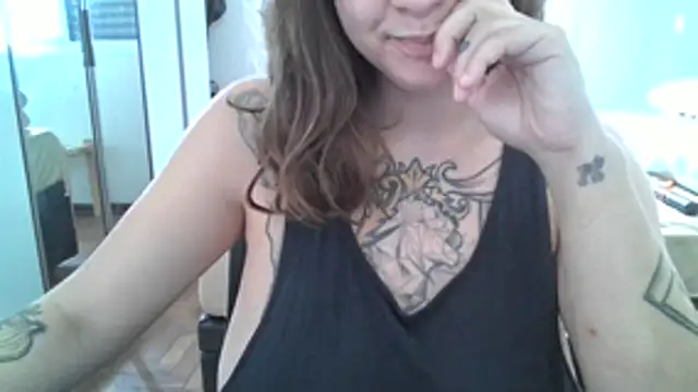 xxxluana online show from February 19, 2:46 pm