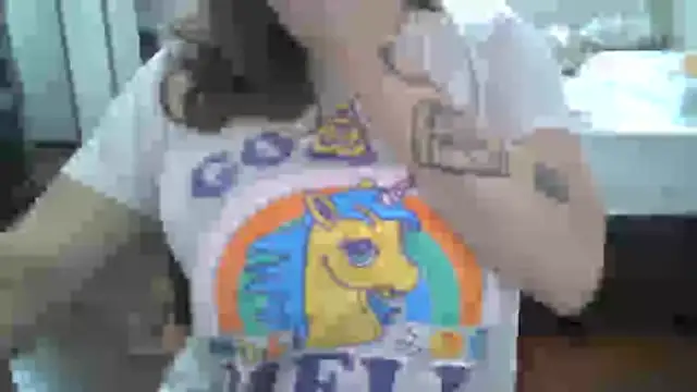 xxxluana online show from April 29, 1:37 pm