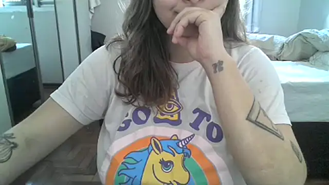 xxxluana online show from April 30, 2:45 pm