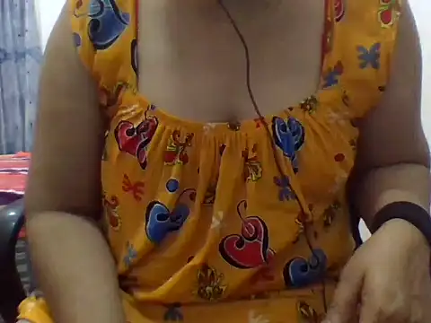 Snapshot of TricksySL chatting on February 1, 3:43 pm TricksySL online show from February 1, 3:43 pm
