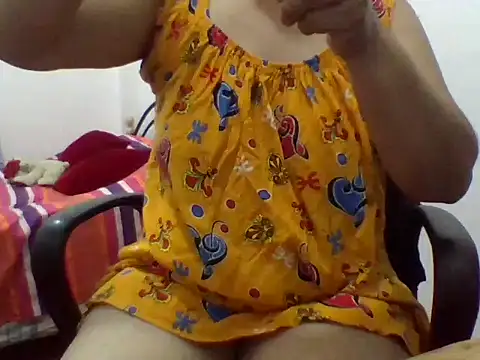 Snapshot of TricksySL chatting on March 29, 4:29 pm TricksySL online show from March 29, 4:29 pm