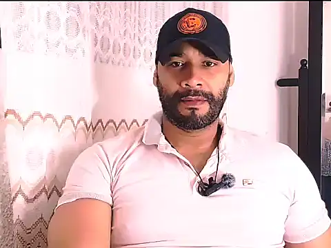 Snapshot of musclehetero chatting on May 21, 5:20 pm musclehetero online show from May 21, 5:20 pm