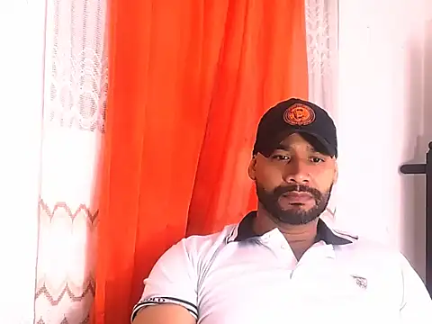 Snapshot of musclehetero chatting on May 26, 5:20 pm musclehetero online show from May 26, 5:20 pm