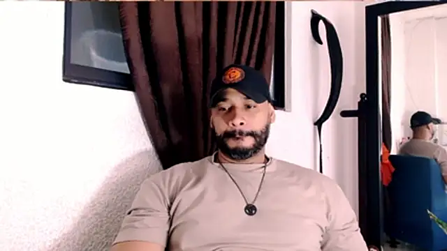 Snapshot of musclehetero chatting on June 13, 6:06 pm musclehetero online show from June 13, 6:06 pm