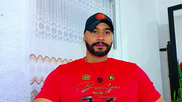 Snapshot of musclehetero chatting on July 3, 9:21 pm musclehetero online show from July 3, 9:21 pm