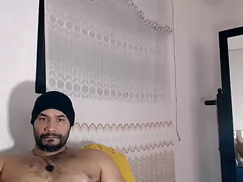 Snapshot of musclehetero chatting on July 21, 8:55 pm musclehetero online show from July 21, 8:55 pm
