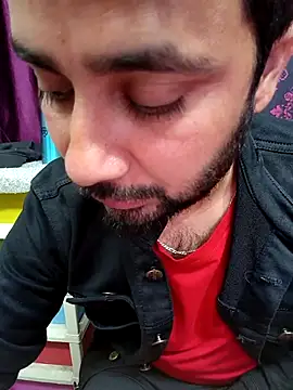 Cute Lucky online show from February 1, 7:34 pm