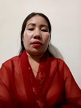 Snapshot of Reema_143 chatting on December 14, 2:22 pm Reema 143 online show from December 14, 2:22 pm