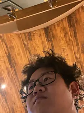 Snapshot of URORI0407 chatting on November 28, 2:25 am URORI0407 online show from November 28, 2:25 am