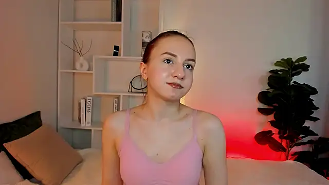 BeautifulSnake online show from March 11, 11:27 am