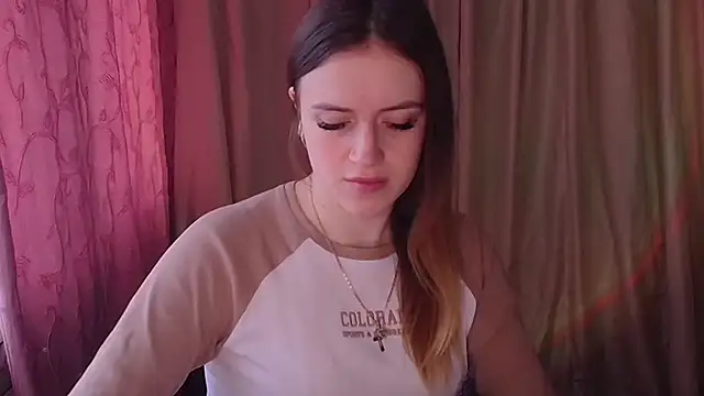 Illa May online show from February 24, 7:39 am