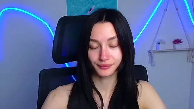 Stella XO online show from April 29, 5:44 am