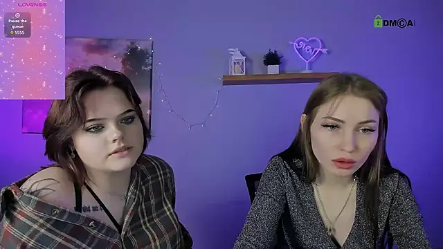 Snapshot of ariel_shadow chatting on December 15, 8:13 pm ariel shadow online show from December 15, 8:13 pm