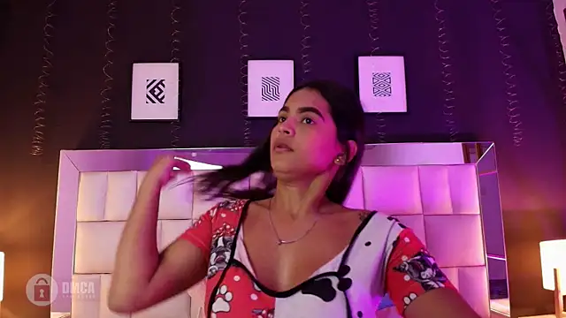 Snapshot of liana_allen chatting on November 19, 2:28 pm liana allen online show from November 19, 2:28 pm