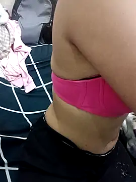 Snapshot of pure_beauty03 chatting on December 14, 12:05 am pure beauty03 online show from December 14, 12:05 am