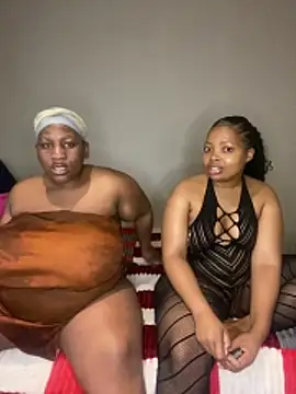 CamilaXXX20 online show from May 2, 6:35 pm