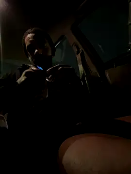 Snapshot of homedeepstrokes215 chatting on December 5, 10:13 am homedeepstrokes215 online show from December 5, 10:13 am