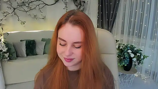 Snapshot of AirySilhouette chatting on November 27, 4:14 am AirySilhouette online show from November 27, 4:14 am