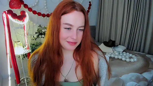 AirySilhouette online show from April 30, 7:09 pm