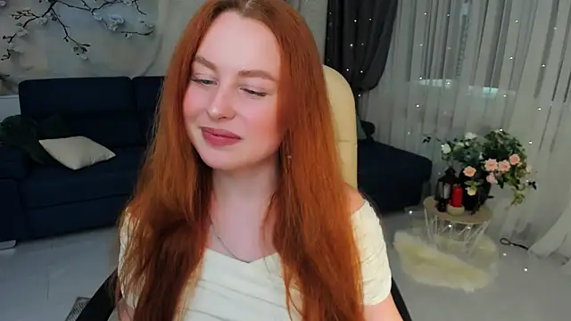 Snapshot of AirySilhouette chatting on June 16, 4:09 pm AirySilhouette online show from June 16, 4:09 pm