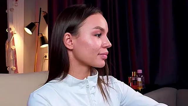 Tiffany Sweetie online show from January 18, 11:47 am