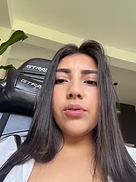 Snapshot of Sammyy_torres chatting on January 18, 5:28 pm Sammyy torres online show from January 18, 5:28 pm