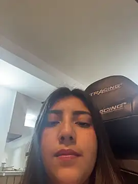 Snapshot of Sammyy_torres chatting on February 5, 4:06 am Sammyy torres online show from February 5, 4:06 am