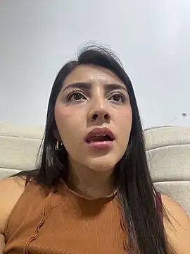 Snapshot of Sammyy_torres chatting on February 11, 2:05 am Sammyy torres online show from February 11, 2:05 am
