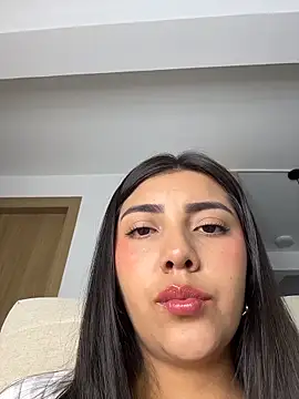 Snapshot of Sammyy_torres chatting on March 14, 5:35 am Sammyy torres online show from March 14, 5:35 am