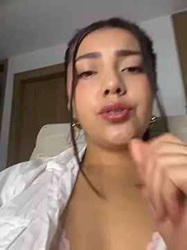 Snapshot of Sammyy_torres chatting on March 20, 5:01 am Sammyy torres online show from March 20, 5:01 am