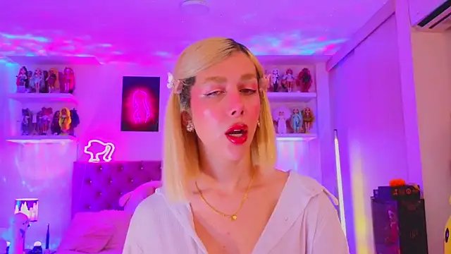 MadamBarbiee online show from February 12, 10:27 pm