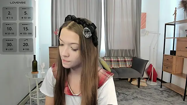 SalliePrutt online show from December 15, 8:07 am