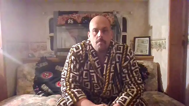 BigriskDaddy92 online show from January 13, 2:00 pm