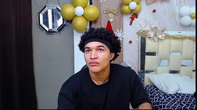 Snapshot of sweett_love_ chatting on November 20, 5:40 am sweett love online show from November 20, 5:40 am