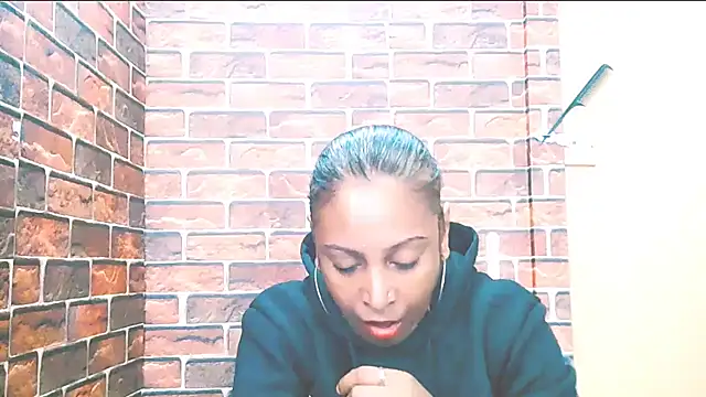 Snapshot of indian_spice_girl chatting on May 15, 7:04 am indian spice girl online show from May 15, 7:04 am