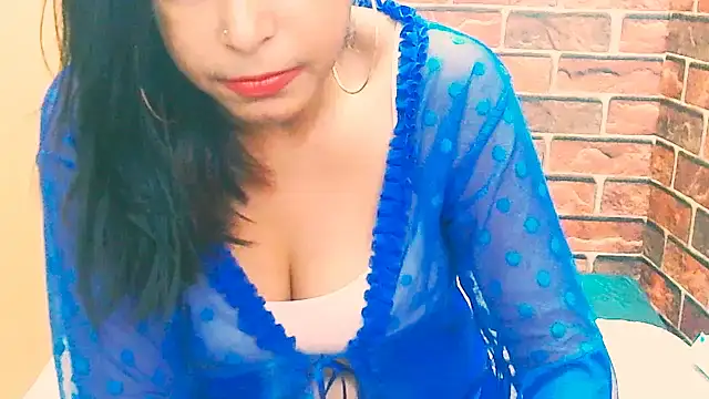 indian spice girl online show from July 4, 11:16 am