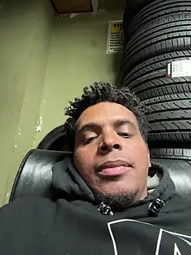 24denio online show from March 6, 10:39 pm