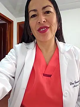 Snapshot of JustSamantha_ chatting on December 16, 1:05 pm JustSamantha online show from December 16, 1:05 pm